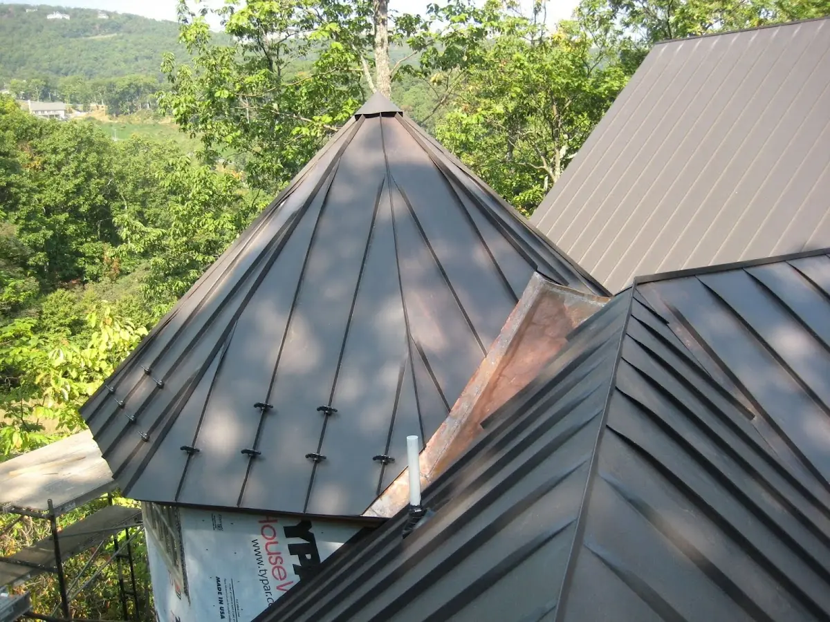 Professional Gutter Cleaning by Craftsman Roofing in Rush Valley
